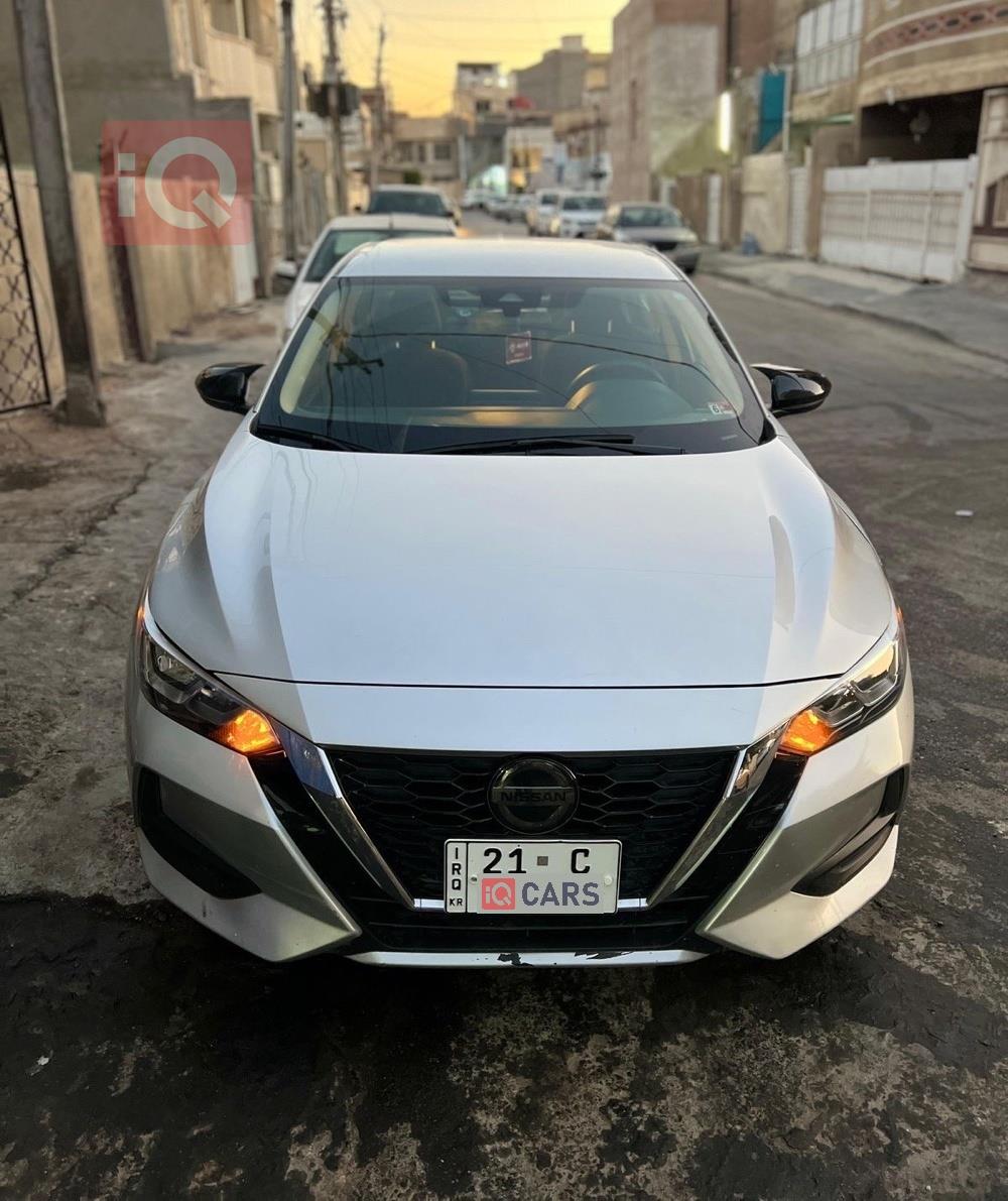 نیسان سێنترا